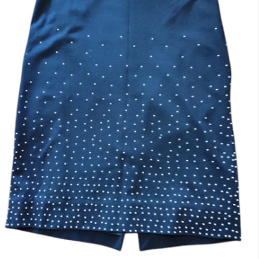 Stunning White House Black Market black skirt with bead adorn, size 4